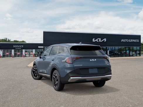 New 2026 Kia Sportage S image 4