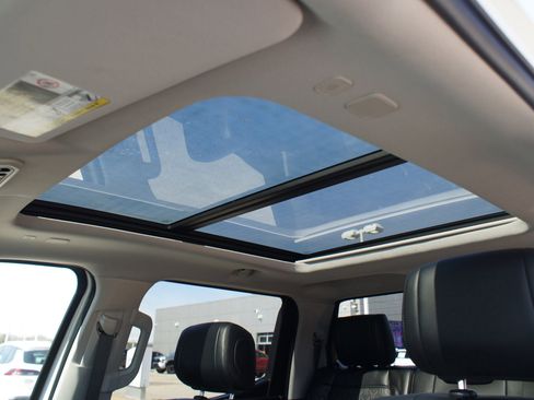 Used 2022 Toyota Tundra Limited w/ TRD Off-Road Package image 6