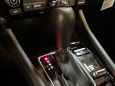 New 2026 Jeep Compass Latitude image 20