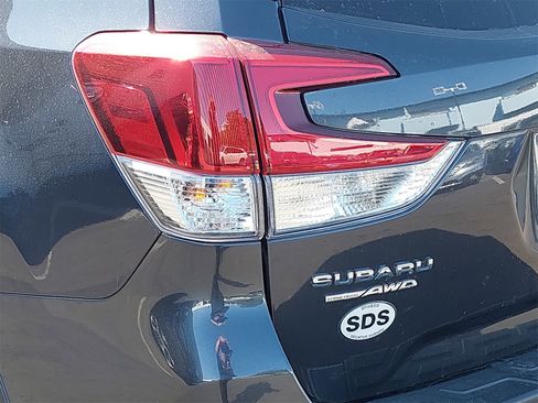 Used 2019 Subaru Forester Limited w/ Popular Package #3 image 11