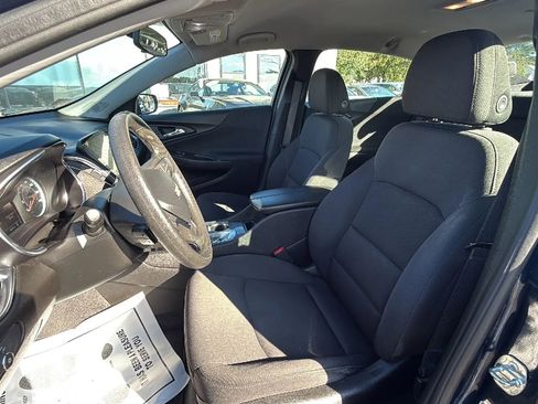 Used 2020 Chevrolet Malibu LT image 14