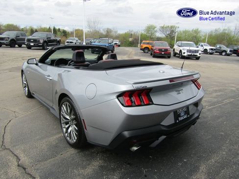 Certified 2025 Ford Mustang GT Premium RWD image 17