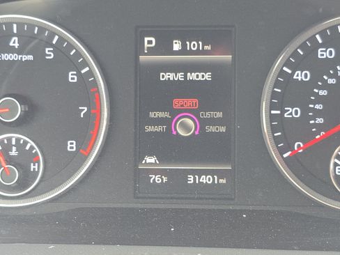 Used 2021 Kia K5 GT-Line AWD/4WD image 9