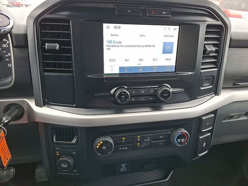 Used 2023 Ford F150 XLT AWD/4WD image 8