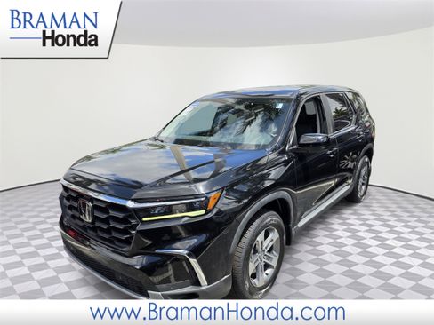 Certified 2023 Honda Pilot EX-L image 1