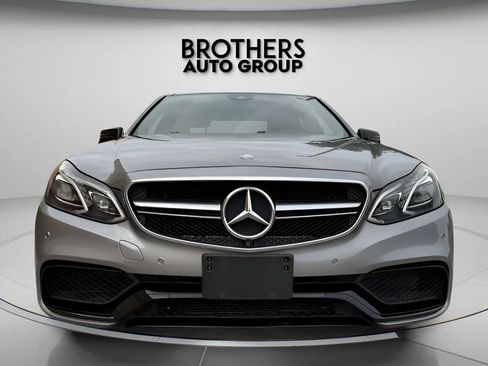 Used 2014 Mercedes-Benz E 63 AMG S-Model image 6