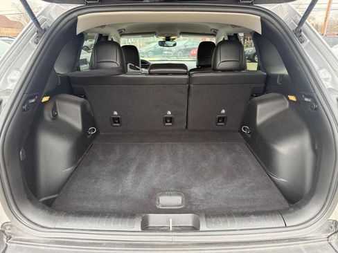 Used 2021 Jeep Cherokee Latitude Plus image 5