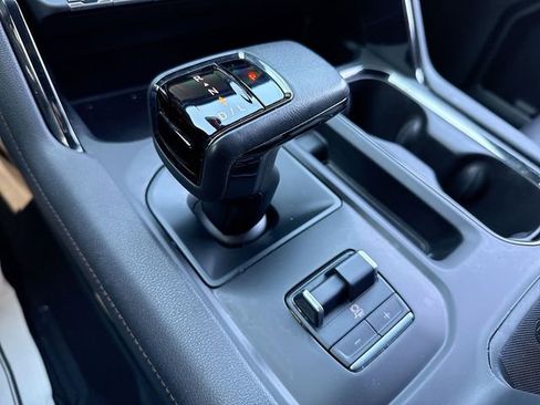 Used 2022 GMC Sierra 1500 AT4 w/ AT4 Premium Package image 20