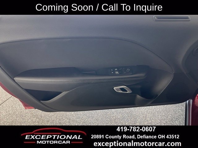 Used 2017 Dodge Challenger SXT RWD image 34