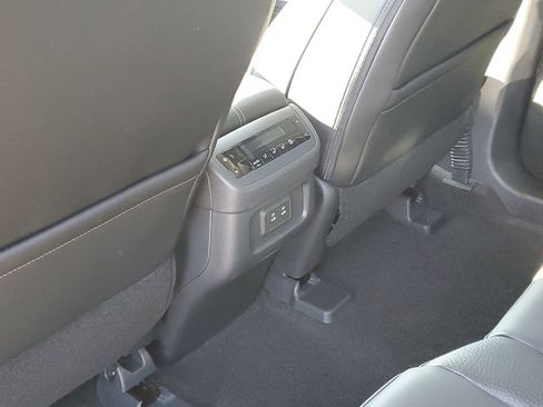 New 2026 Nissan Pathfinder SL image 29