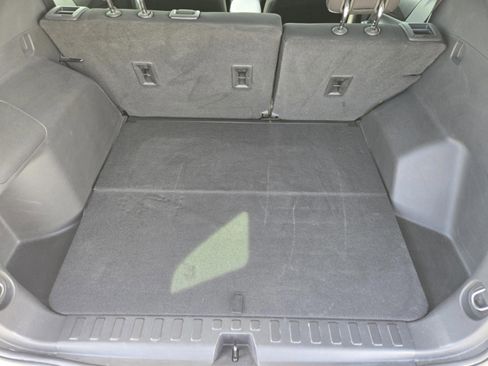 Used 2020 Chevrolet Equinox LS image 27