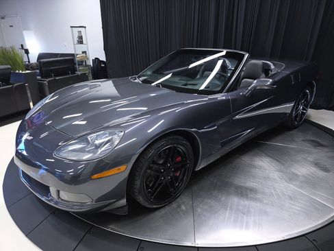 Used 2009 Chevrolet Corvette Convertible w/ Preferred Equipment Group RWD image 10