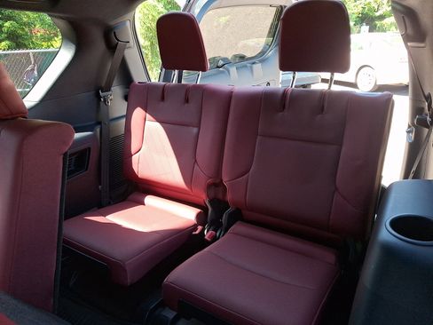 Certified 2021 Lexus GX 460 Premium w/ Premium Package AWD/4WD image 10
