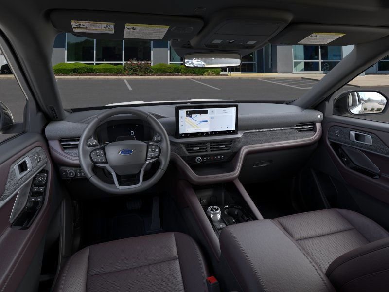 New 2026 Ford Explorer Platinum RWD image 9