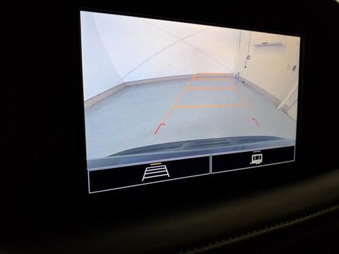 Used 2024 Chevrolet Tahoe LS RWD image 21