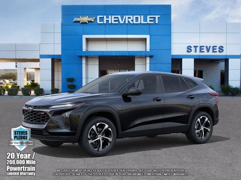 New 2026 Chevrolet Trax RS w/ Driver Confidence Package image 2