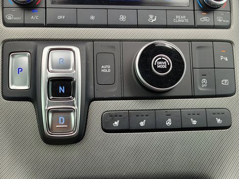 Used 2025 Hyundai Palisade SEL FWD image 15