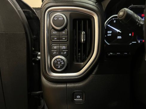 Used 2020 GMC Sierra 1500 Denali w/ Denali Ultimate Package AWD/4WD image 31