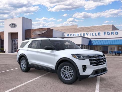 New 2026 Ford Explorer Active w/ Active Comfort Package RWD image 7