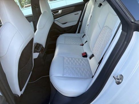 Used 2025 Audi RS 7 Performance image 22