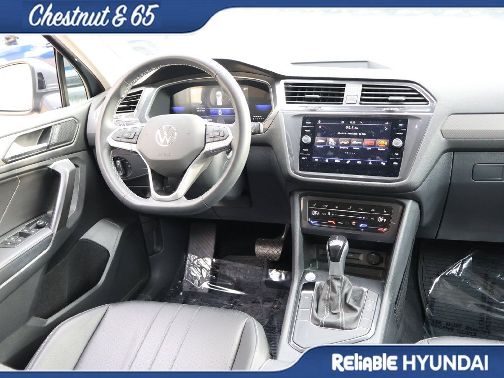 Used 2023 Volkswagen Tiguan SE FWD image 14