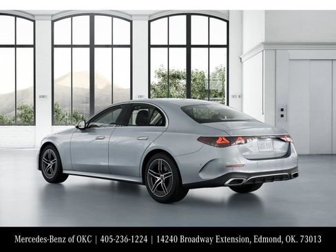 Used 2025 Mercedes-Benz E 350 Sedan image 29