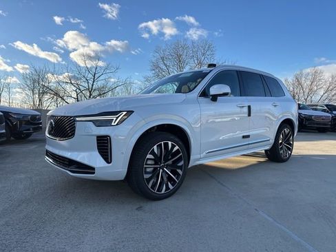 New 2026 Volvo XC90 B6 Plus w/ Protection Package Premier image 3