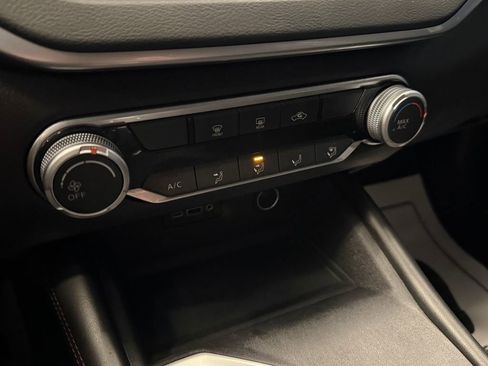 Used 2022 Nissan Altima 2.5 SR image 15