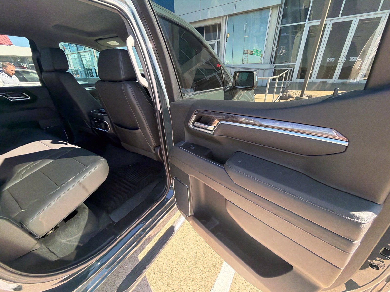 Used 2025 Chevrolet Silverado 1500 LTZ RWD image 21