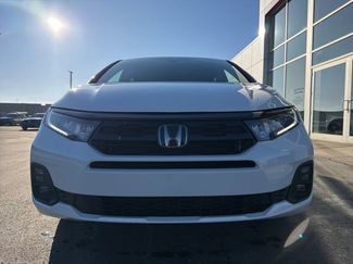 Used 2025 Honda Odyssey Touring video 2