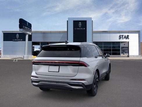 New 2026 Lincoln Nautilus Reserve w/ Jet Appearance Package image 8