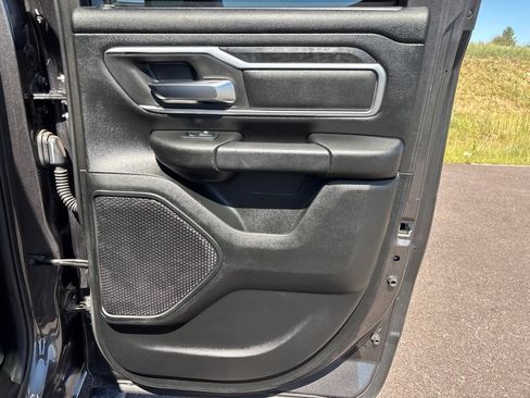 Used 2019 RAM 1500 Big Horn AWD/4WD image 17