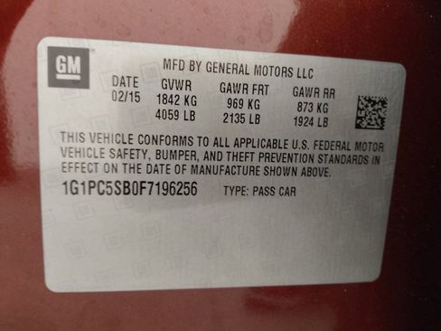 Used 2015 Chevrolet Cruze LT w/ Technology Package FWD image 33