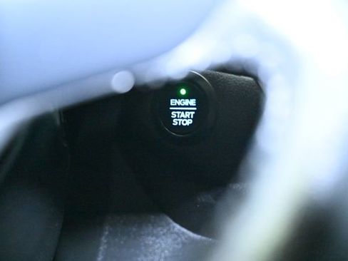 Used 2020 Ford Escape Titanium w/ Titanium Premium Package 2.0 image 38