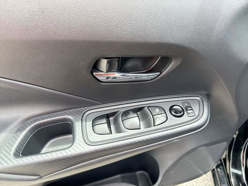 Used 2025 Nissan Versa SV FWD image 15