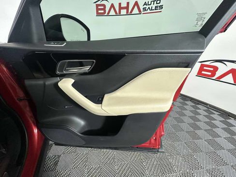 Used 2020 Jaguar F-PACE Premium image 16