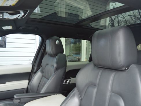 Used 2016 Land Rover Range Rover Sport Supercharged image 13