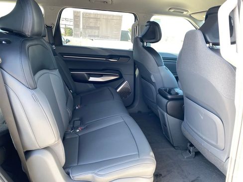 New 2026 Kia EV9 Light RWD image 44