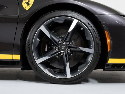 Used 2022 Ferrari SF90 Spider AWD/4WD image 22