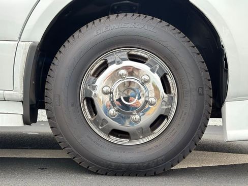 Used 2019 Mercedes-Benz Sprinter 170 w/ Driver Convenience Package image 56