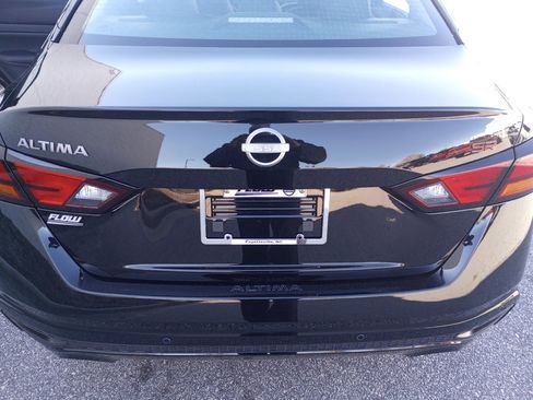 New 2025 Nissan Altima 2.5 SR w/ SR Premium Package image 14