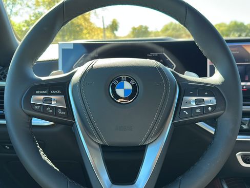New 2026 BMW X5 sDrive40i w/ Climate Comfort Package image 17