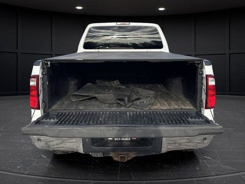 Used 2013 Ford F350 XLT w/ XLT Premium Pkg image 12