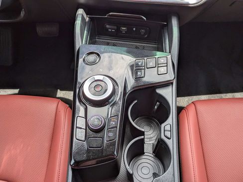 Certified 2024 Kia Sportage SX Prestige AWD/4WD image 25