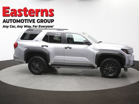 Used 2025 Toyota 4Runner SR5 AWD/4WD image 45
