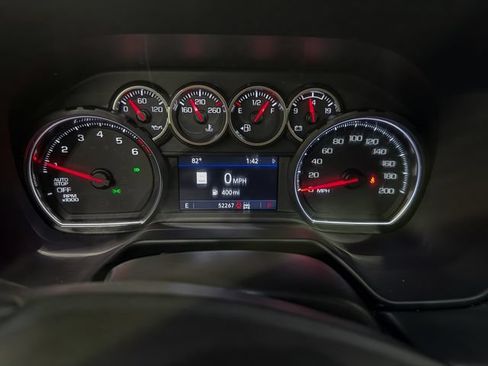 Used 2021 Chevrolet Tahoe RST w/ Luxury Package AWD/4WD image 17