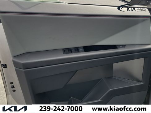 Used 2026 Tesla Cybertruck AWD Crew Cab image 22
