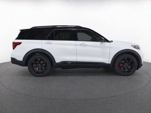 Used 2023 Ford Explorer ST w/ Equipment Group 401A AWD/4WD image 8