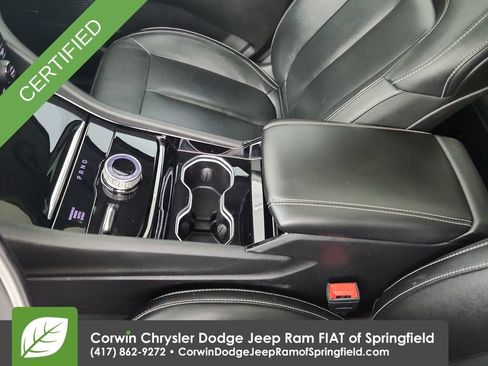 Used 2023 Jeep Grand Cherokee L Limited w/ Black Appearance Package AWD/4WD image 30