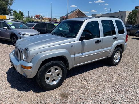 Used 2004 Jeep Liberty Limited w/ Trailer Tow Group AWD/4WD image 1